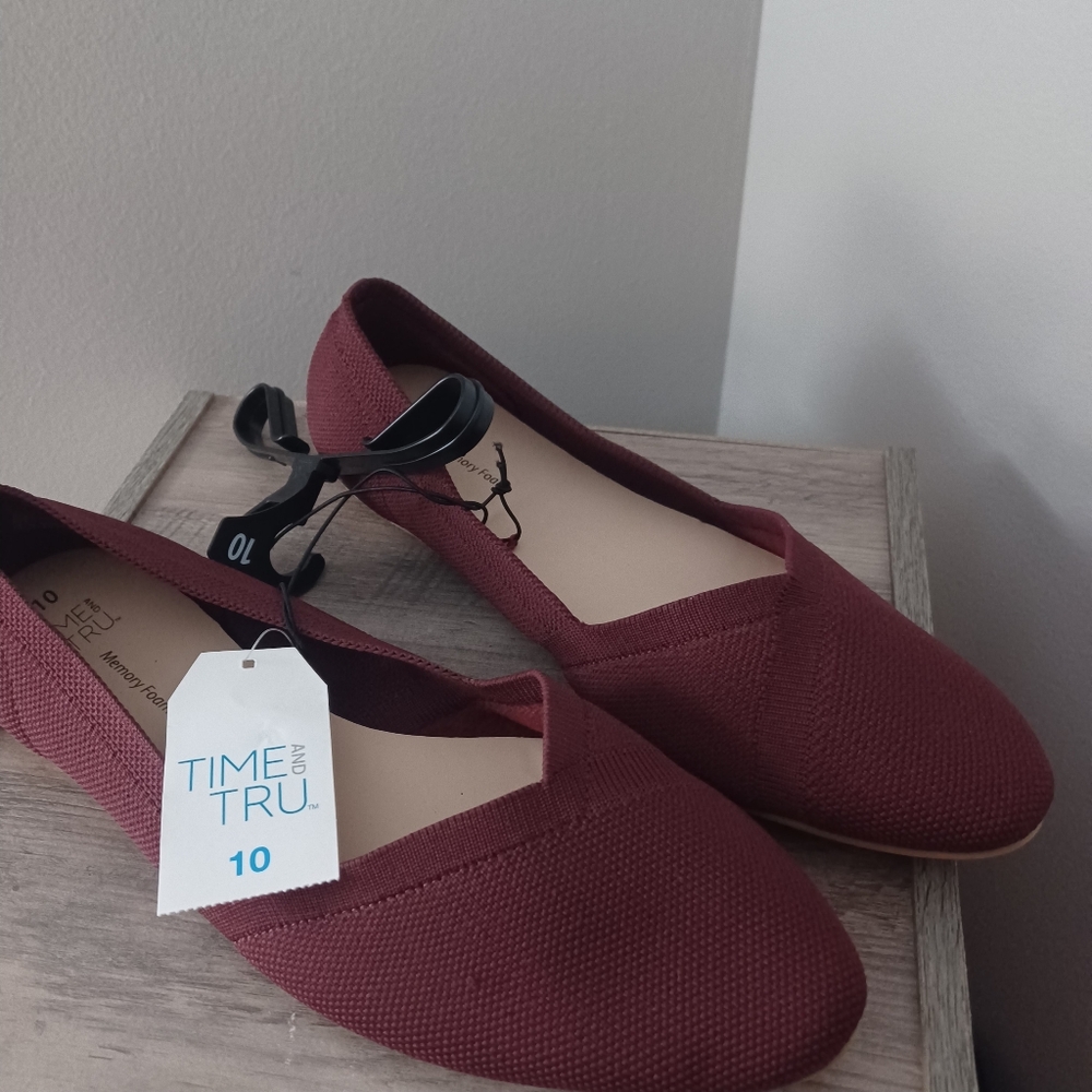 NEW Time And Tru Burgundy Knit Ballet Slip On Flats Sz 10
